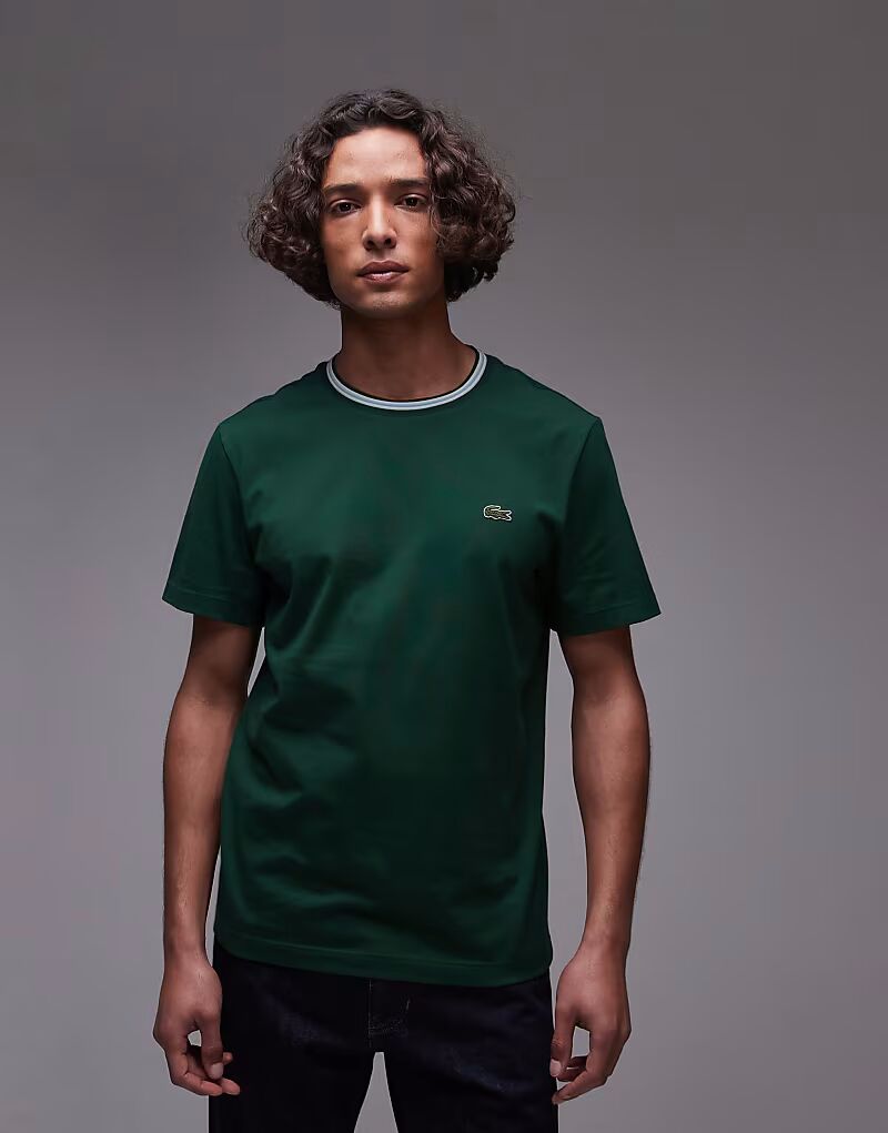 

Футболка Lacoste зеленого цвета с отделкой по горловине