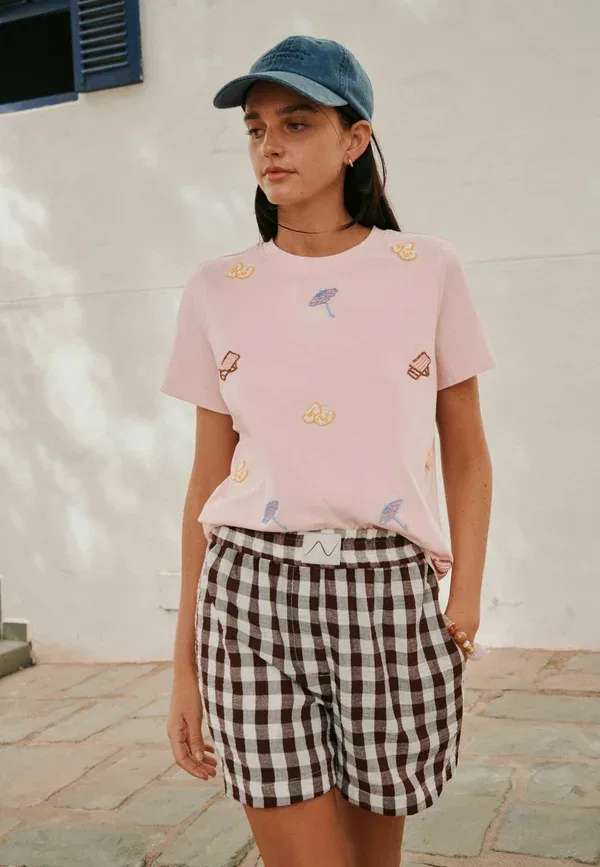 Футболка с принтом, Regular fit, embellished deckchair short sleeve crew neck t-shirt, Next, розовый — фото 2