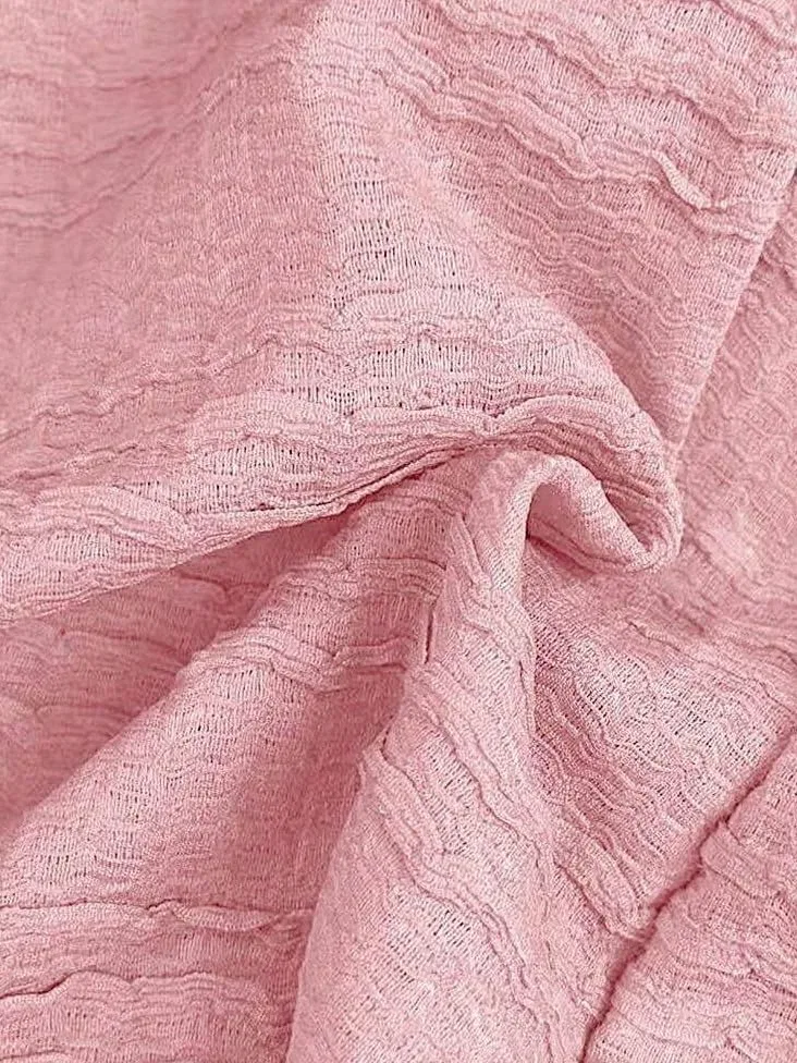 Женское приталенное мини-платье без рукавов с полосками, Pink — фото 4