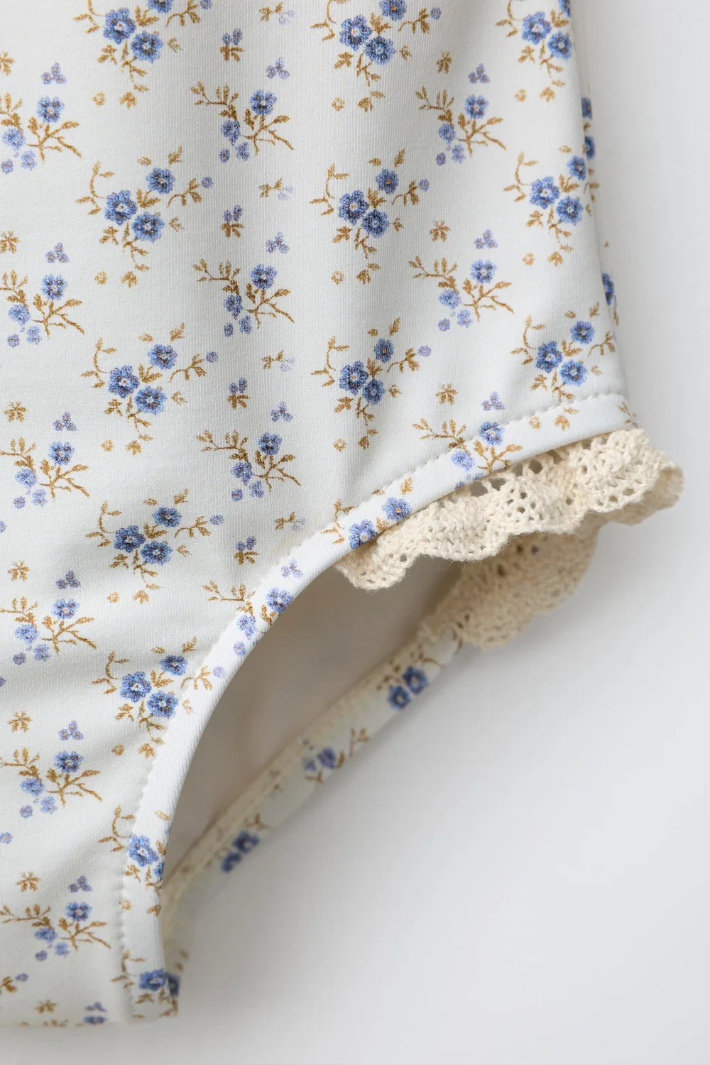 2-6 лет / Купальник с кружевной отделкой и цветочным принтом ZARA, Beige — фото 3