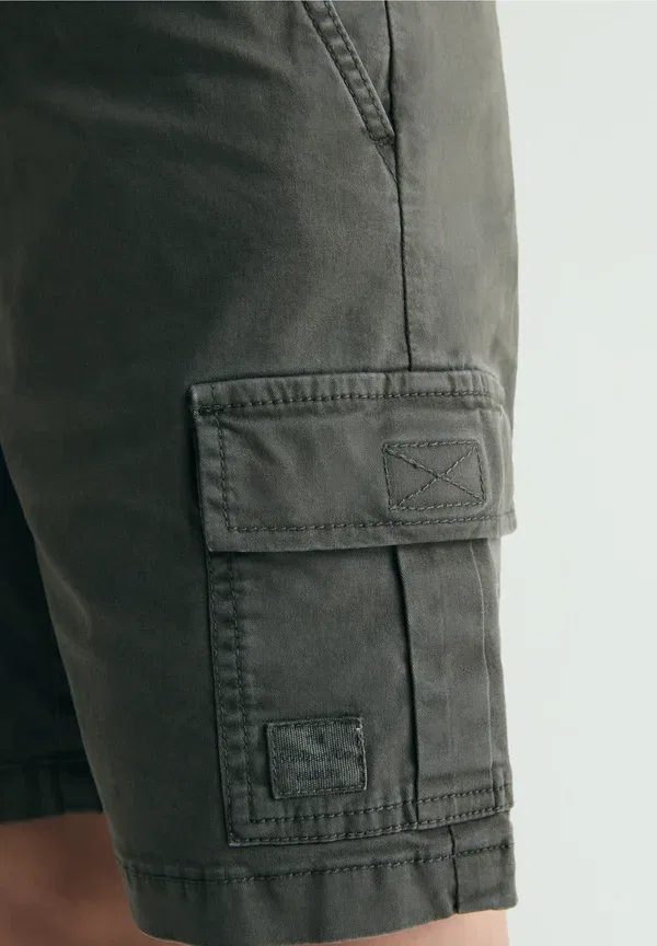 Шорты хлопковые Adam cargo shorts kids Scalpers, darkkhaki, хаки — фото 4