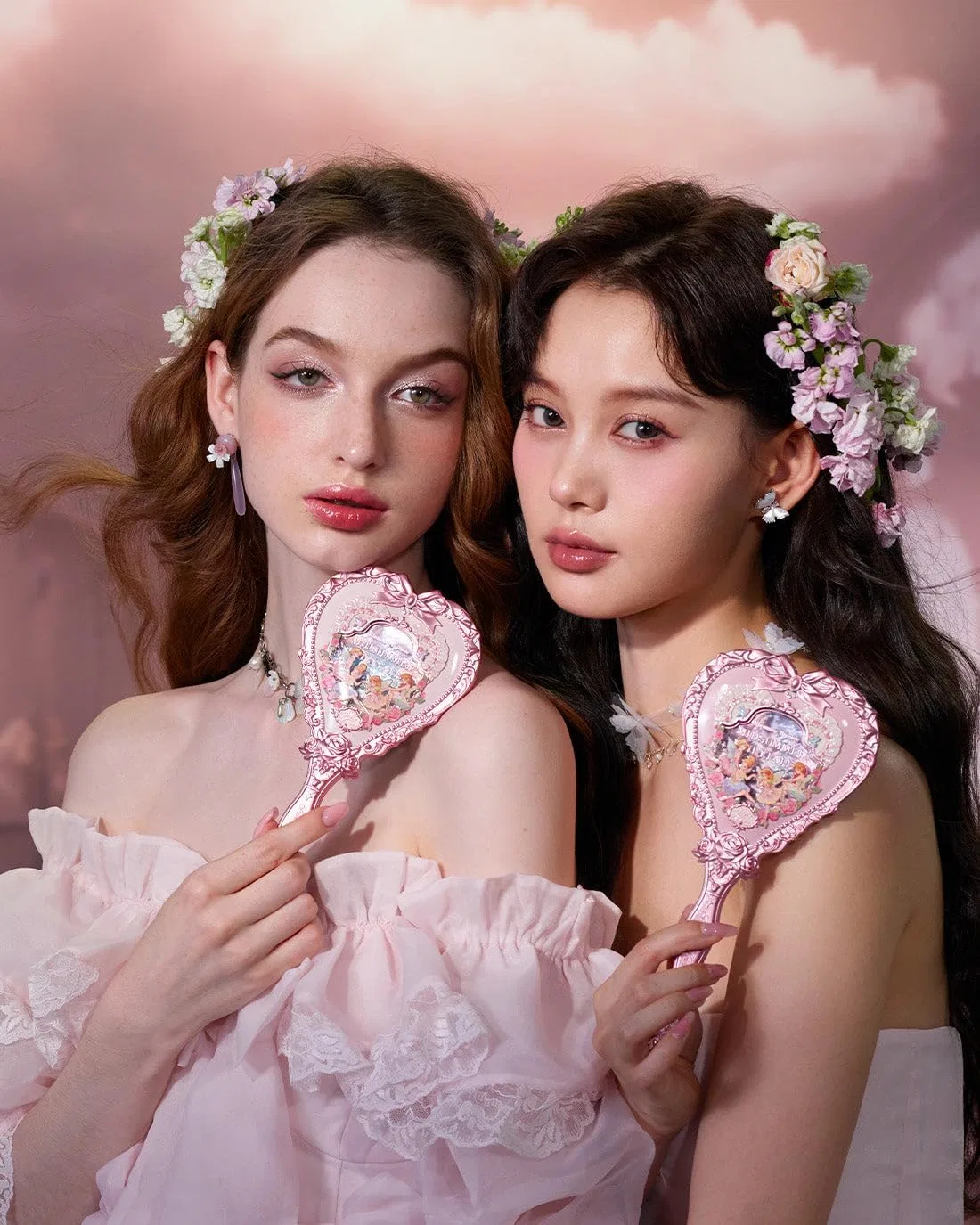 Зеркало ручное Heart Hand Mirror, Flower Knows, Midsummer Fairytales, Milky Pink — фото 4