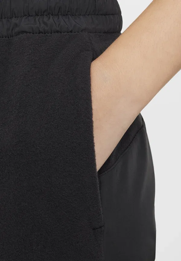 Брюки флисовые Nike Sportswear Utility Woven Trousers, черный — фото 4