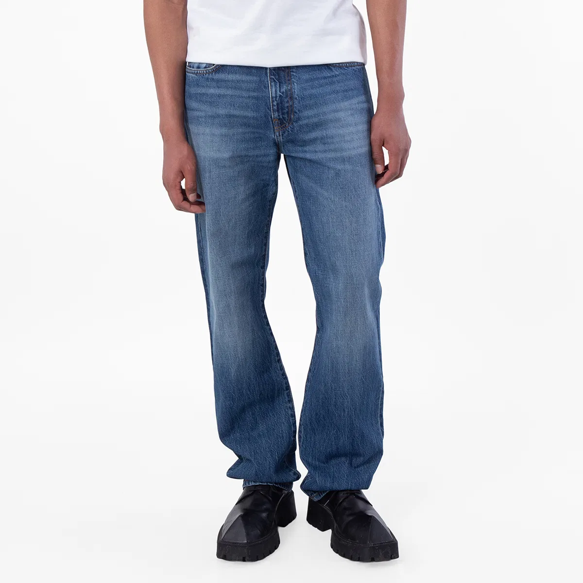 Джинсы прямого кроя Light Wash Straight Jeans Versace, Medium Blue