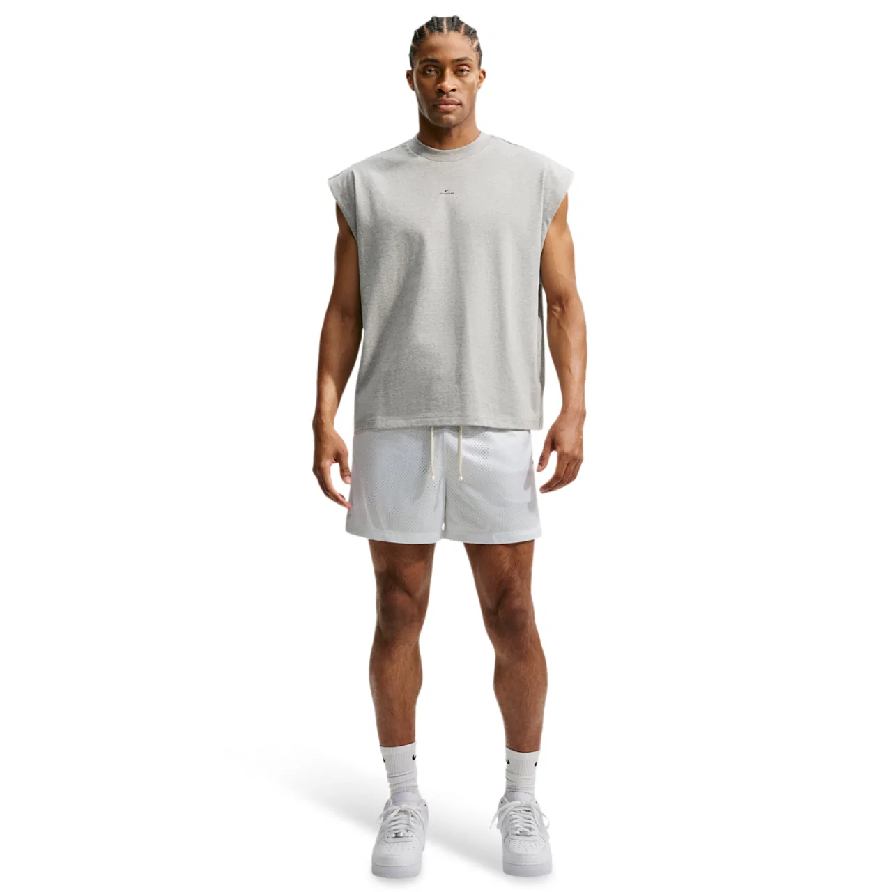 Мужские шорты из сетки с длиной по внутреннему шву 13 см, с карманами, Nike Dri-FIT Standard Issue Mesh 5IN Shorts, Nike, Pale Ivory/White/Black — фото 3