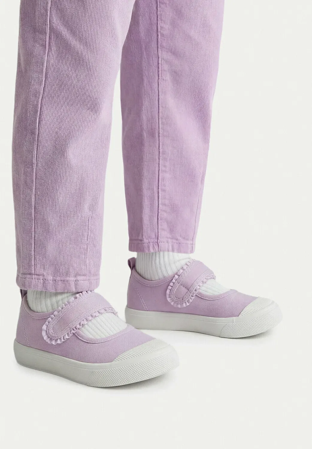 Детские тапочки 5907964182405 - балетки с ремешком на щиколотке Deezee, Purple