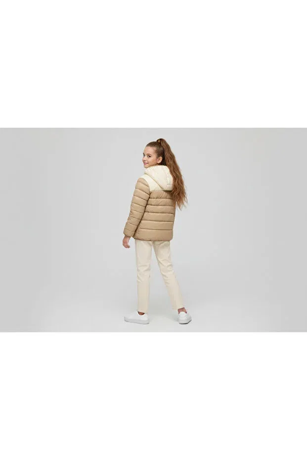 Детская зимняя пуховая куртка с капюшоном Young Melisam.Msg, Beige — фото 4