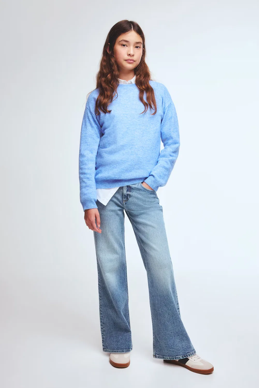 Свободные джинсы-клеш H&M, Denimblau