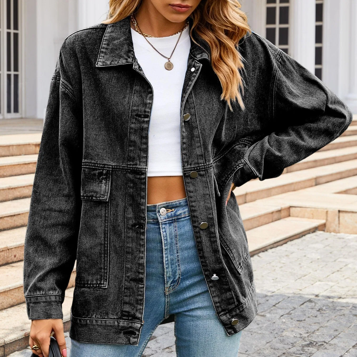 Женская джинсовая куртка oversize с эффектом потертости, модель trucker, Nero — фото 2