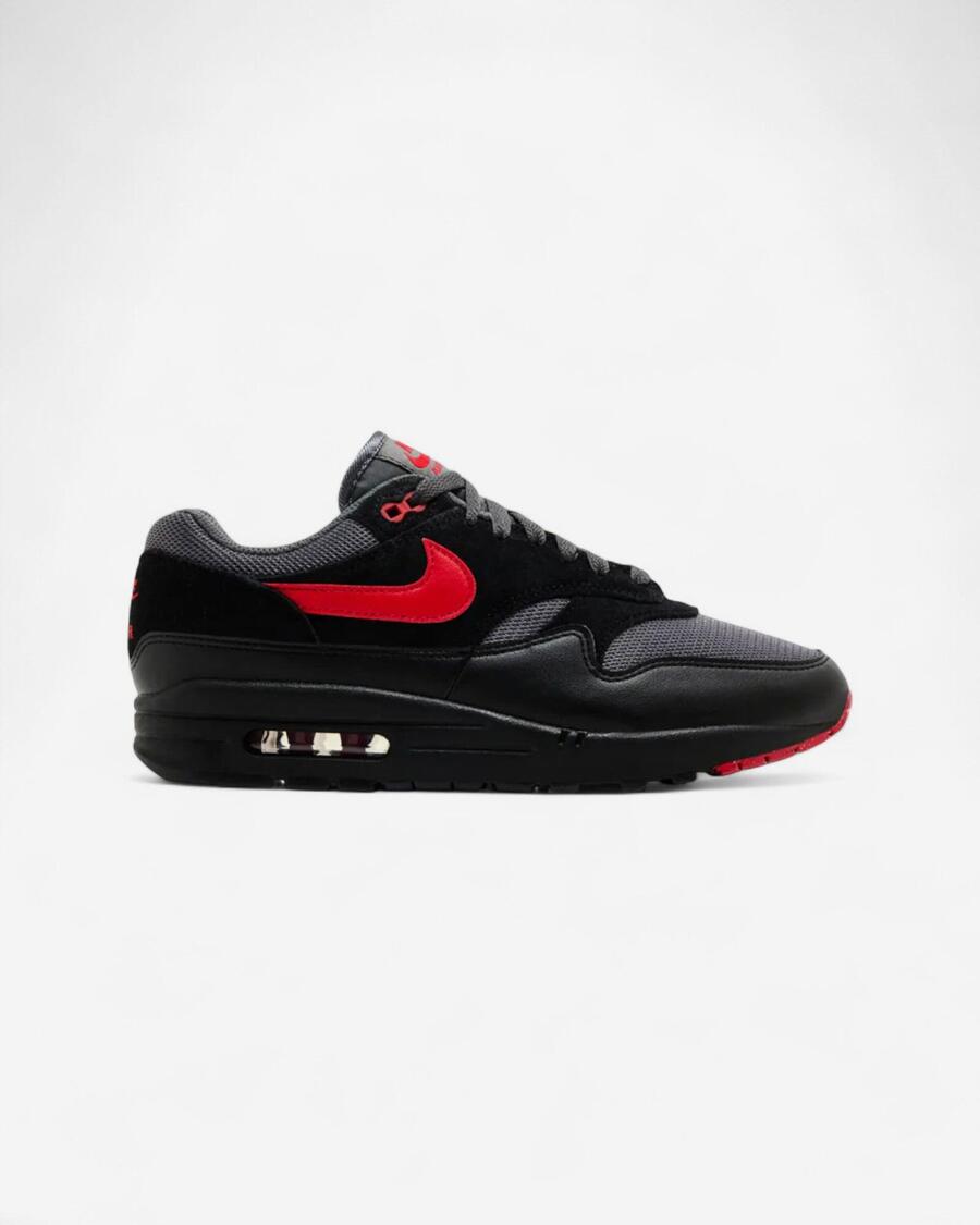 

Кроссовки Nike Air Max 1 Essential