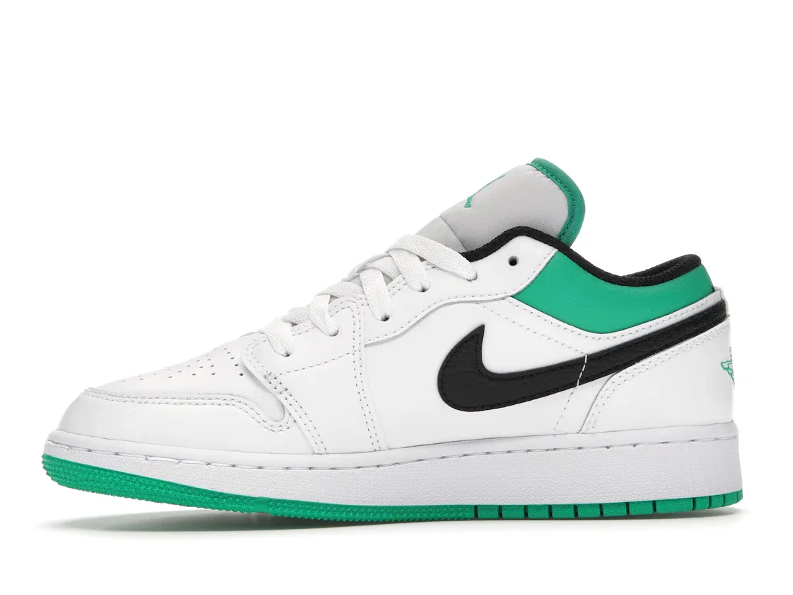 Детские кроссовки с кожаным верхом Jordan 1 Low Jordan, White/Stadium Green-Black — фото 3