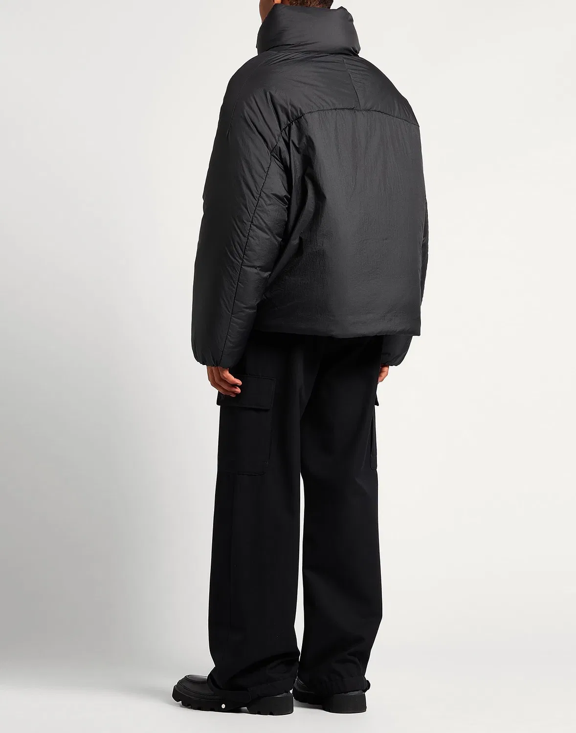 Мужская пуховая куртка с капюшоном Jacquemus, черный — фото 3
