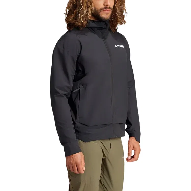 Мужская куртка Terrex Multi Softshell Hooded Jacket Asia Sizing 'Black' adidas, черный — фото 2