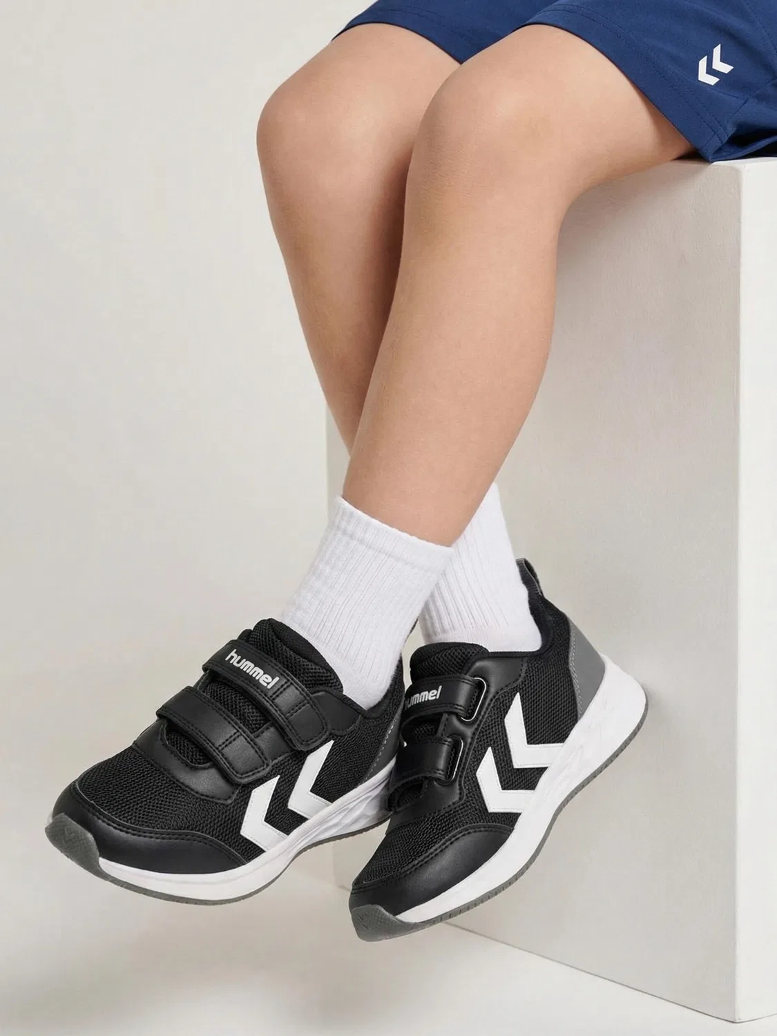 Детские кроссовки с липучками Turbo Run Hummel, Schwarz