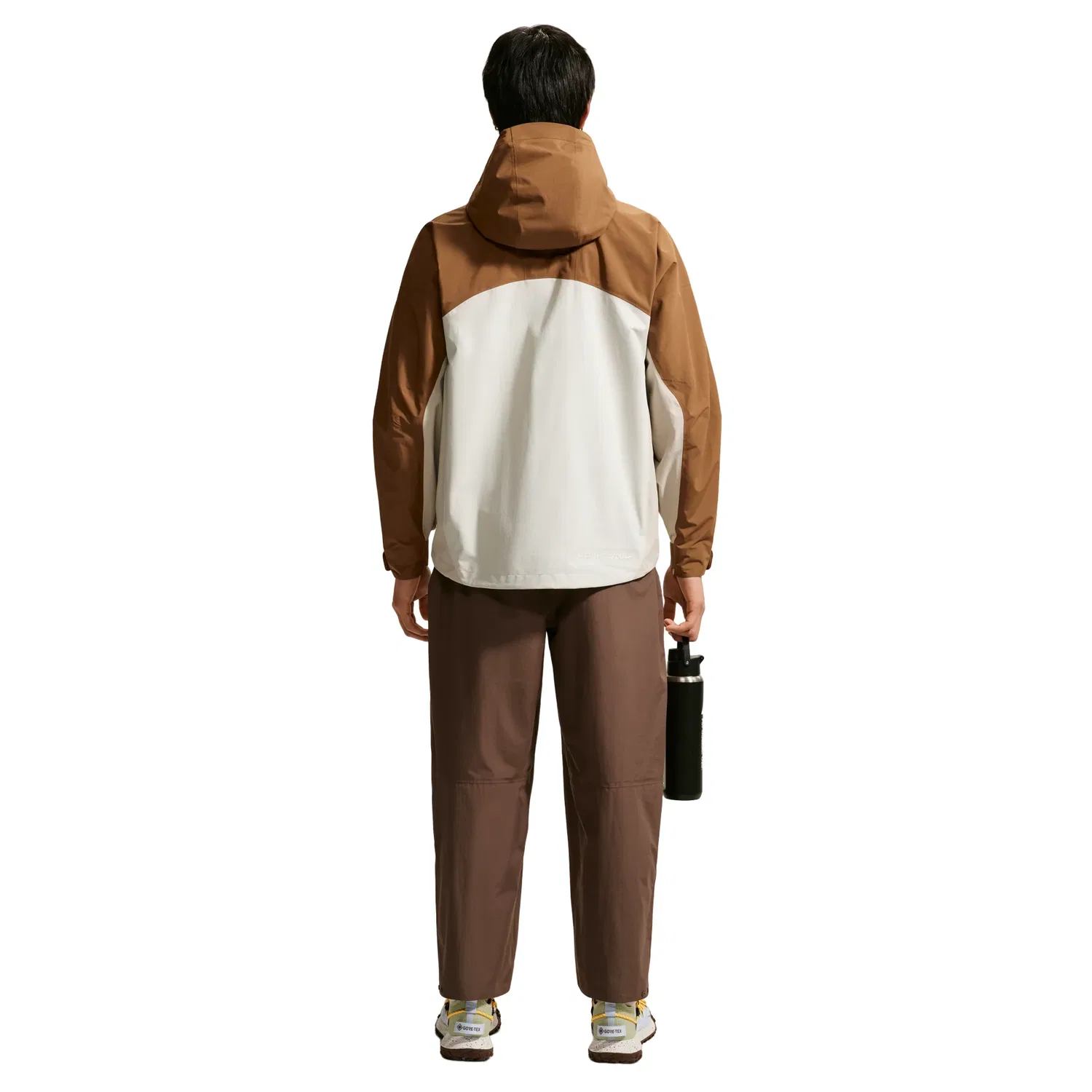Мужская куртка ACG Storm-Fit ADV 2.5L Rain Jacket 'Morpho - Light British Nike, Light British Brown/Light Mahogany Brown/Cream Ii/Peak White — фото 3