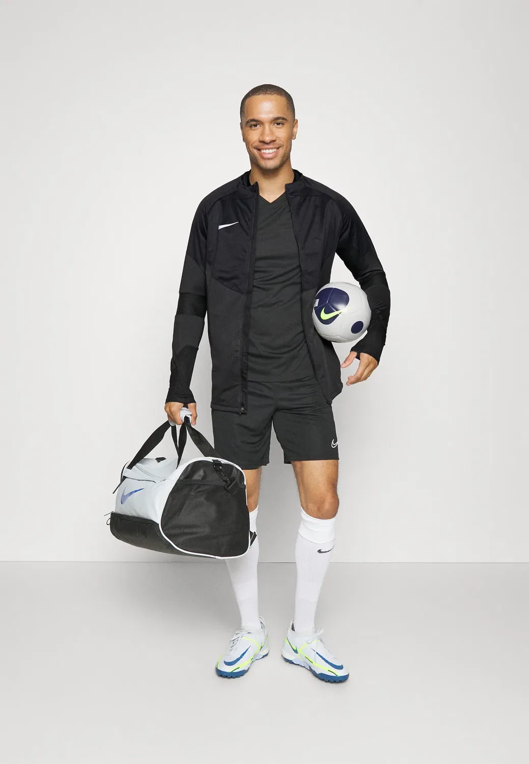 Утепленная зимняя тренировочная футболка Strike с длинными рукавами Nike Performance, Black/Silver — фото 2