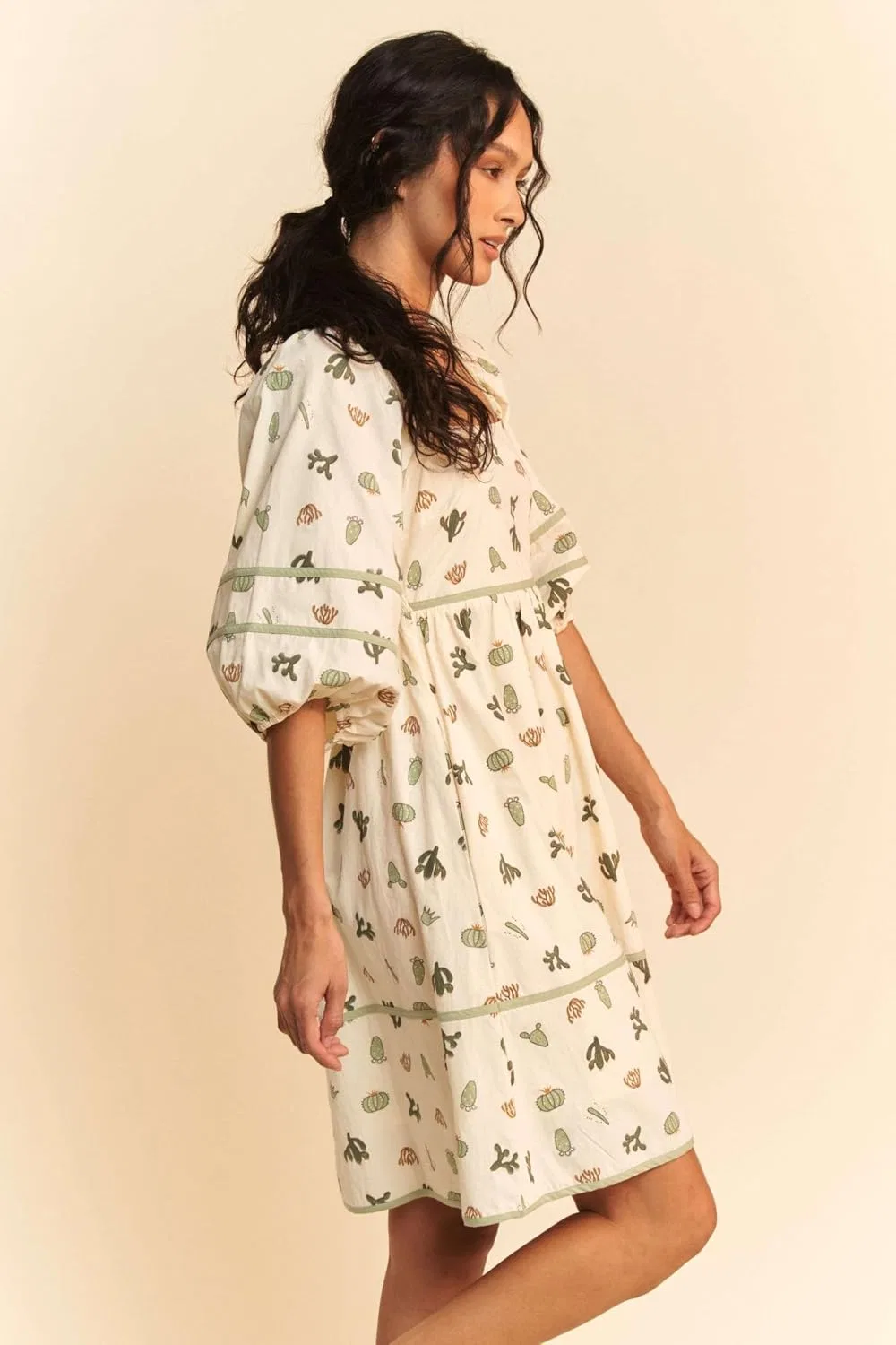 Женское мини-платье с принтом кактусов и тыкв Poplin, Cream/Green — фото 4