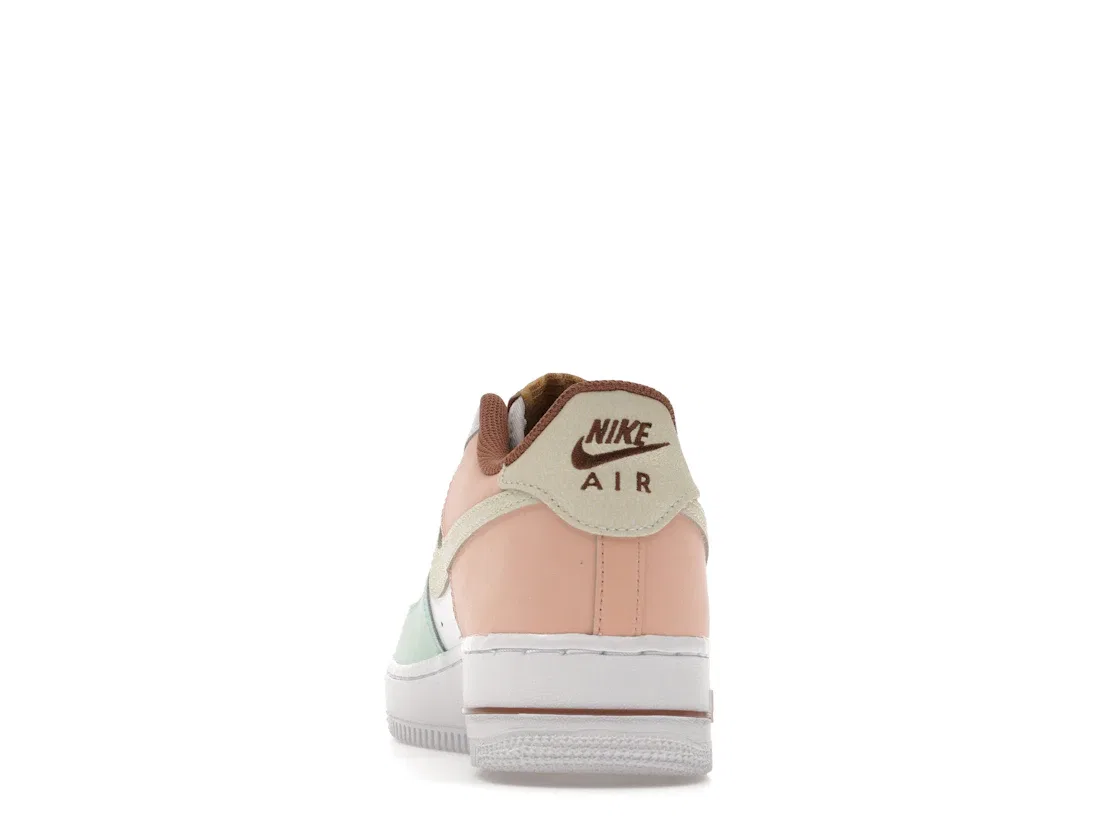 Детские кроссовки Lifestyle Nike Air Force 1 Low LV8, White/Coconut Milk/Mint Foam — фото 4