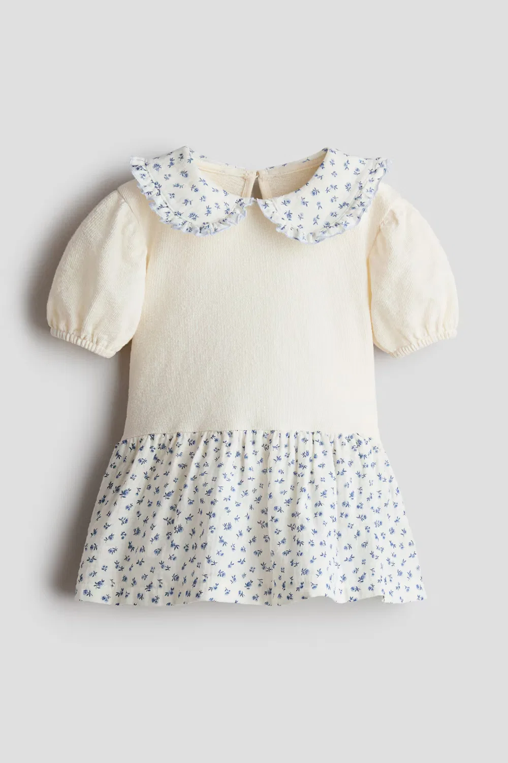 Хлопковое платье с муслиновой юбкой H&M, Cremefarben/Geblümt