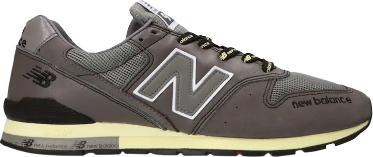 

Лимитированные кроссовки New Balance N.HOOLYWOOD x 996, коричневый