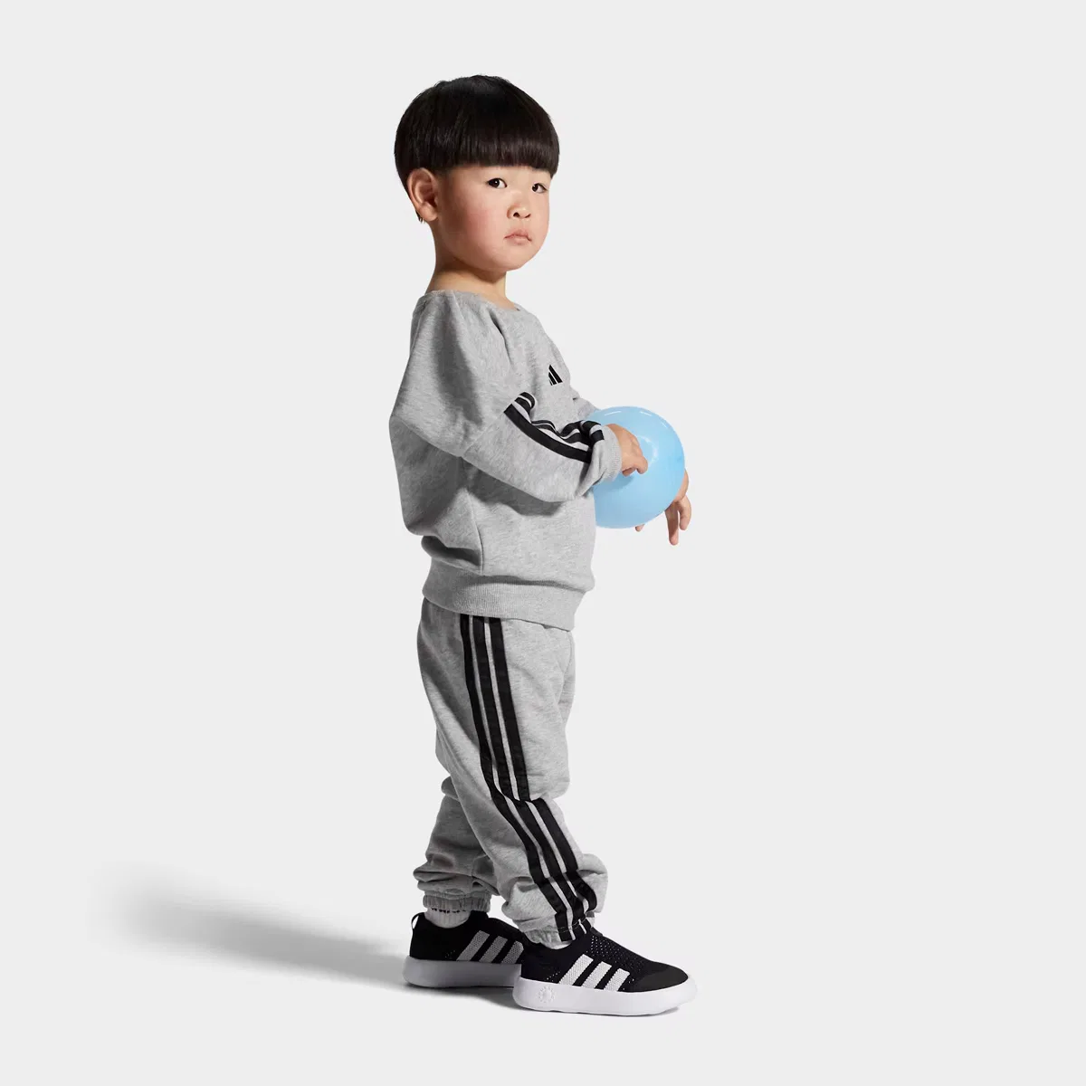 Детская обувь для мальчиков с легкой подошвой Bubblecomfy Adidas, Core Black Ftwr White Core Black — фото 4