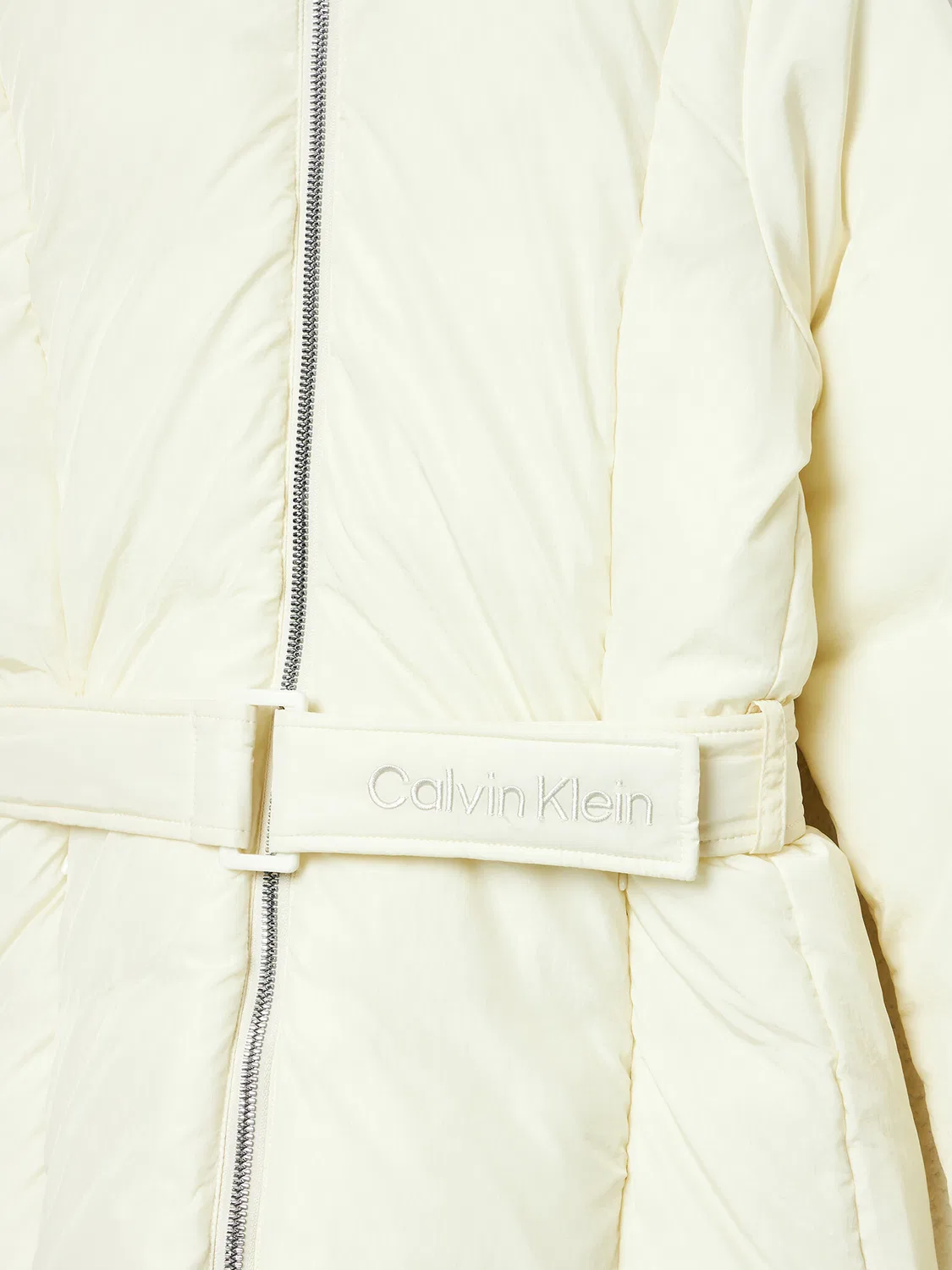 Зимняя куртка цвета экрю стандартного кроя для девочки Classic Calvin Klein Jeans, кремовый — фото 3
