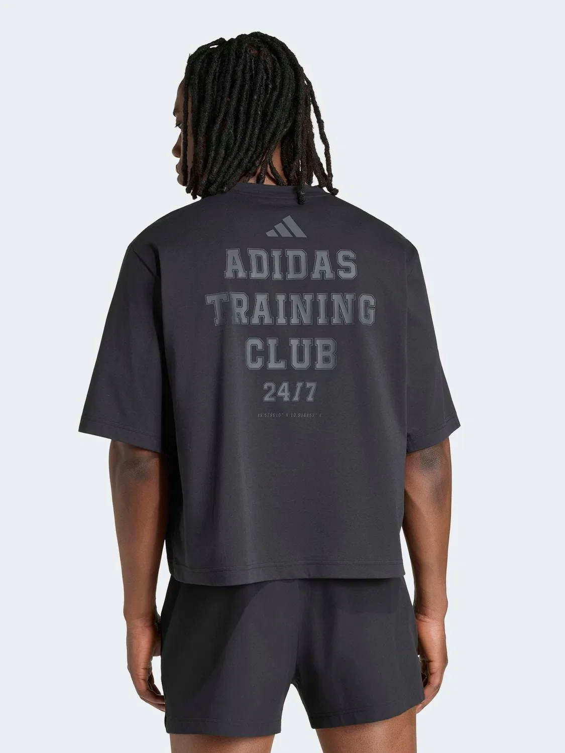Футболка с принтом PrimeLift, короткая adidas, черный — фото 2