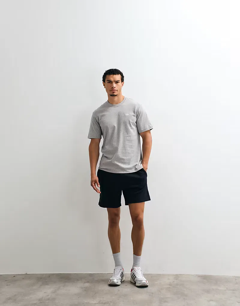Шорты Adidas Originals Essential, черный — фото 3