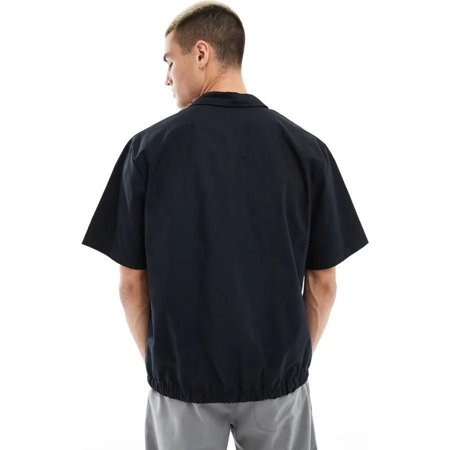 Футболка с коротким рукавом Nike Club Woven Loose Fit, Черный — фото 2