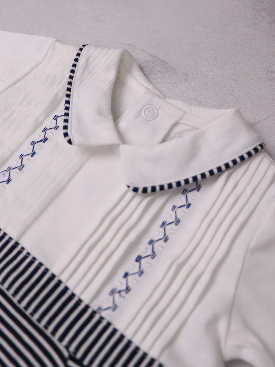 Ромпер Emile Et Rose Pleated Embroidered Yoke Stripe Lower & Collar, синий — фото 4