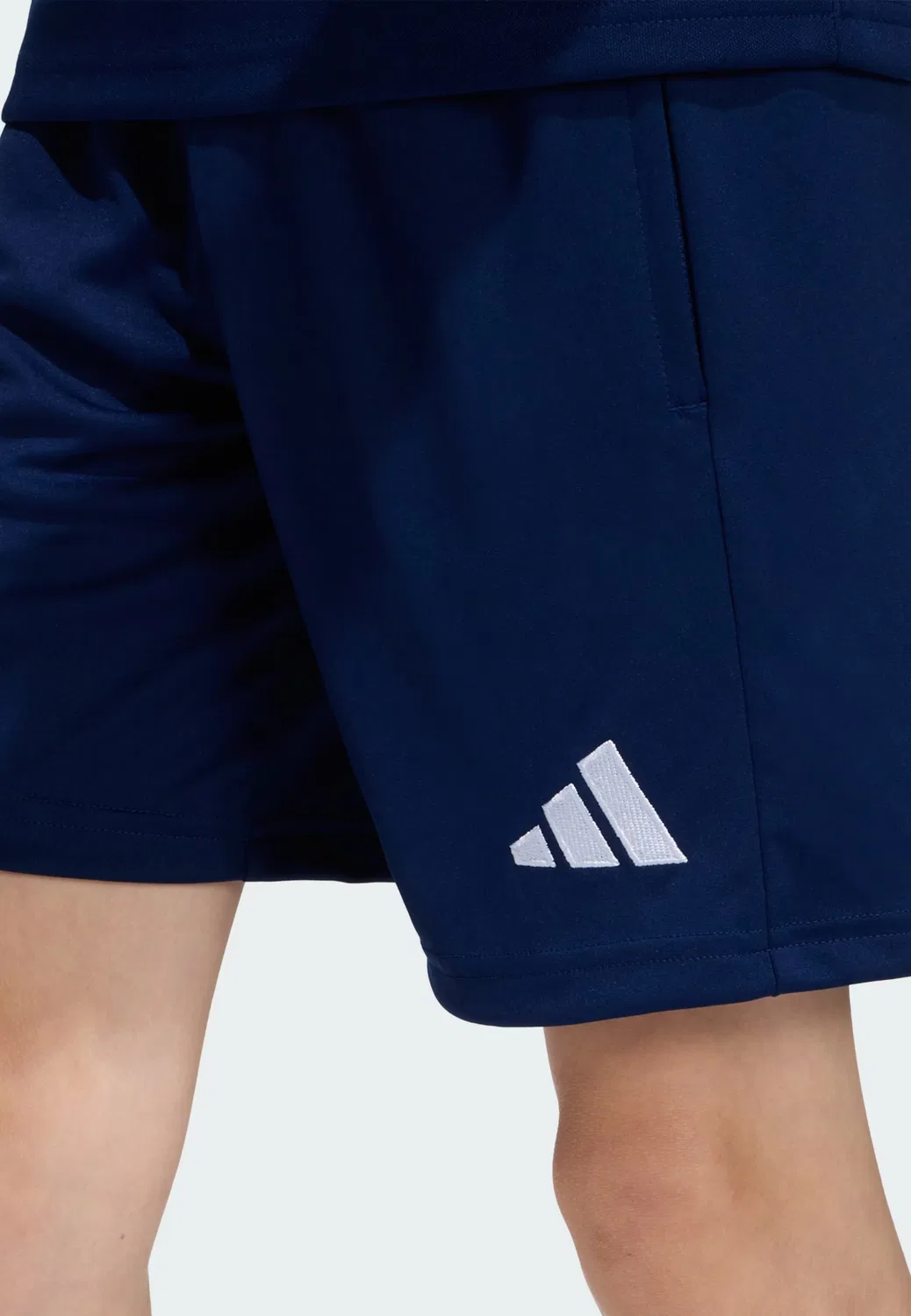 Спортивные шорты Adidas Performance Regular Workout Pants Entrada 26 темно-синего цвета — фото 4