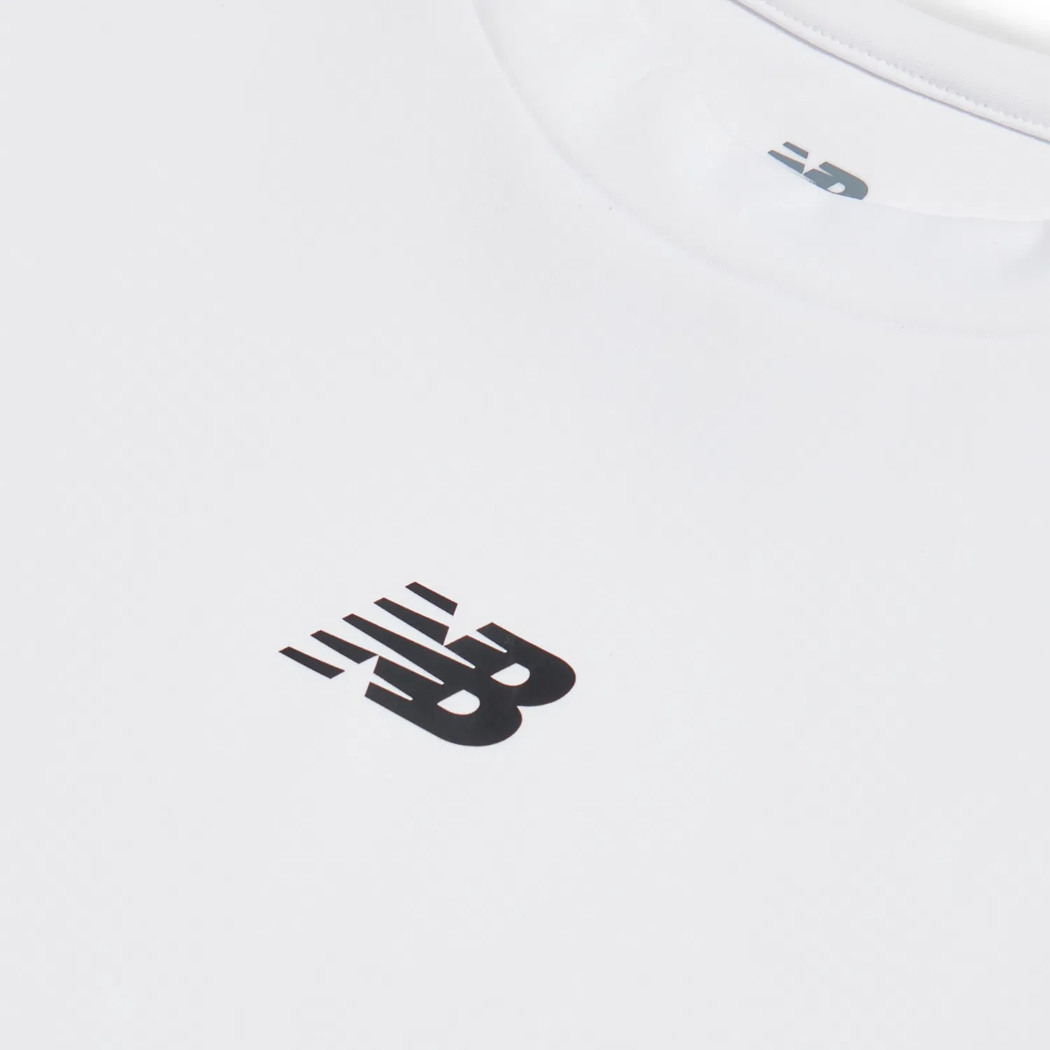 Детская спортивная футболка с приталенным силуэтом NB Essential Athletic New Balance, Bright White — фото 3