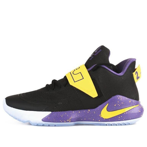 

Посол кроссовок 12 Nike, черный