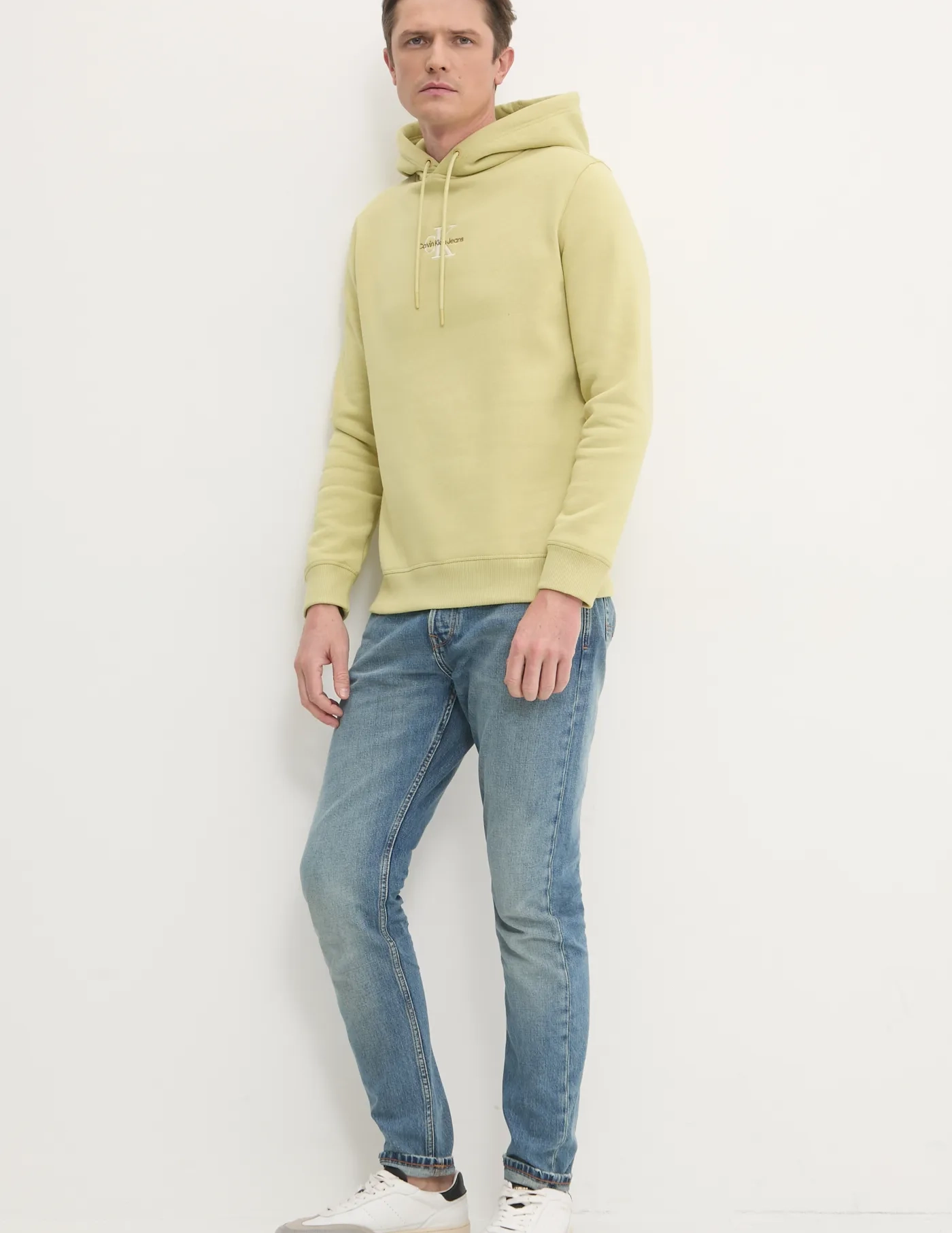 

Толстовка Calvin Klein Jeans, зеленый
