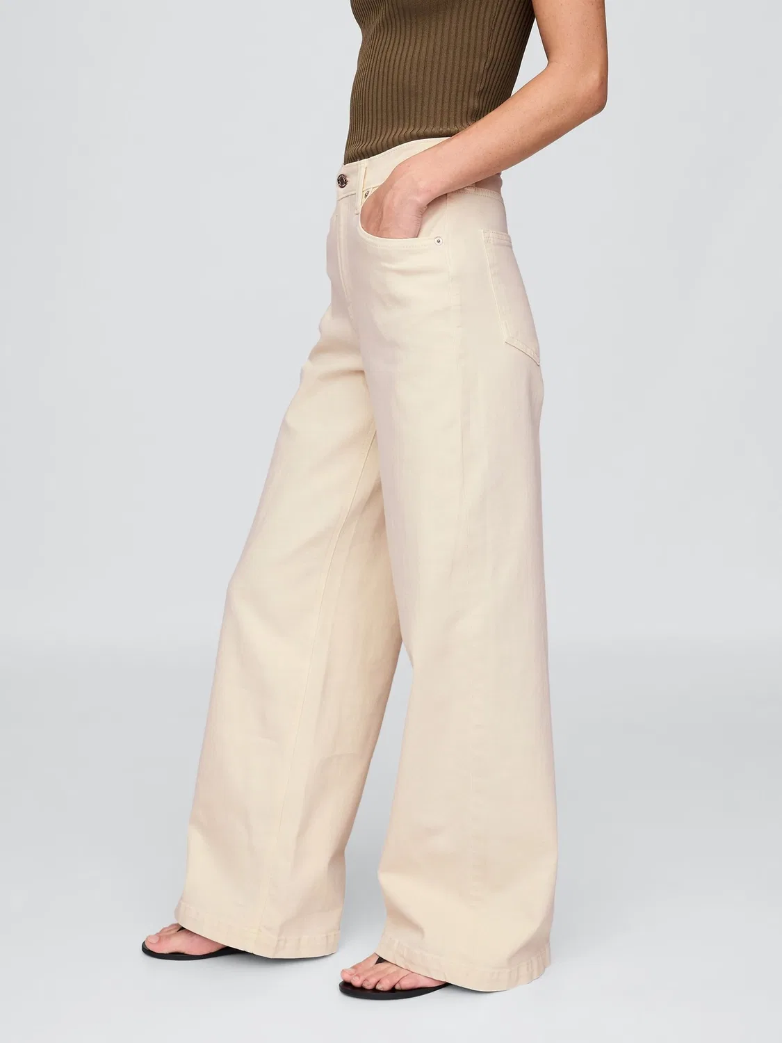 Джинсы свободного кроя, высокая талия, Stride Wide-Leg Gap, кремовый — фото 4