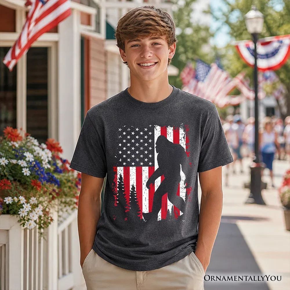 Детская футболка с принтом Bigfoot American Flag OrnamentallyYou, Dark Gray — фото 2