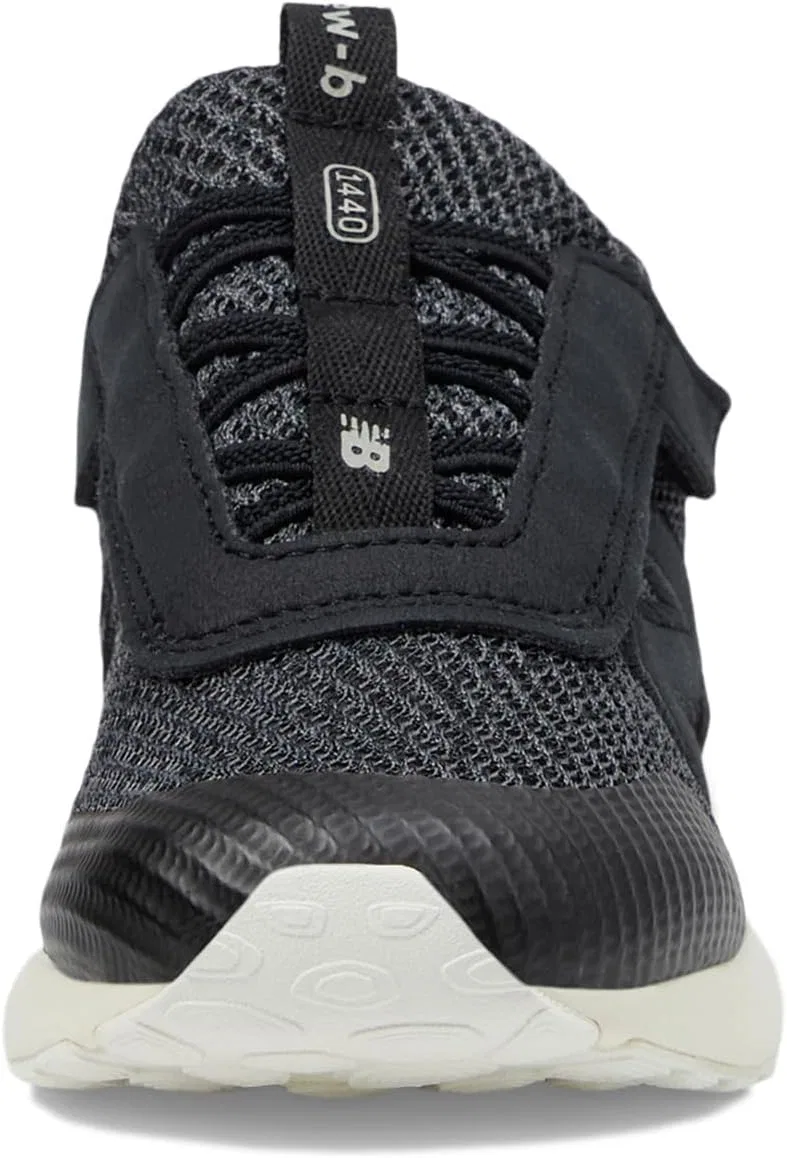 Детские кроссовки для мальчиков с липучкой New Balance, Black/Angora — фото 4