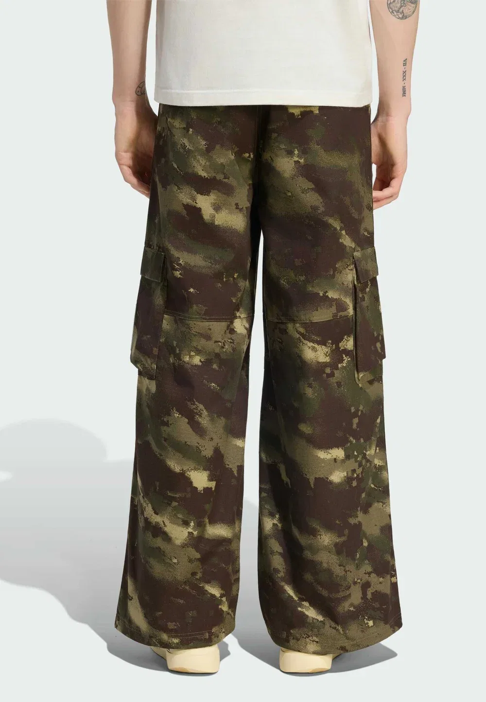 Камуфляжные брюки - брюки-карго Adidas Originals, Olive Strata — фото 2