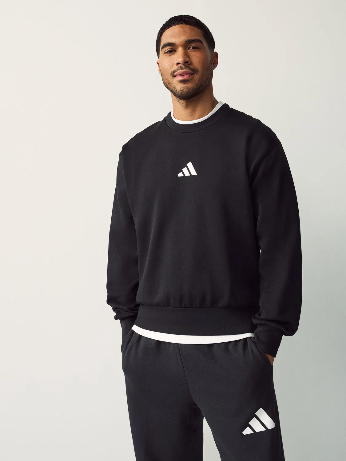 Свитшот Feelcozy Fleece adidas, черный