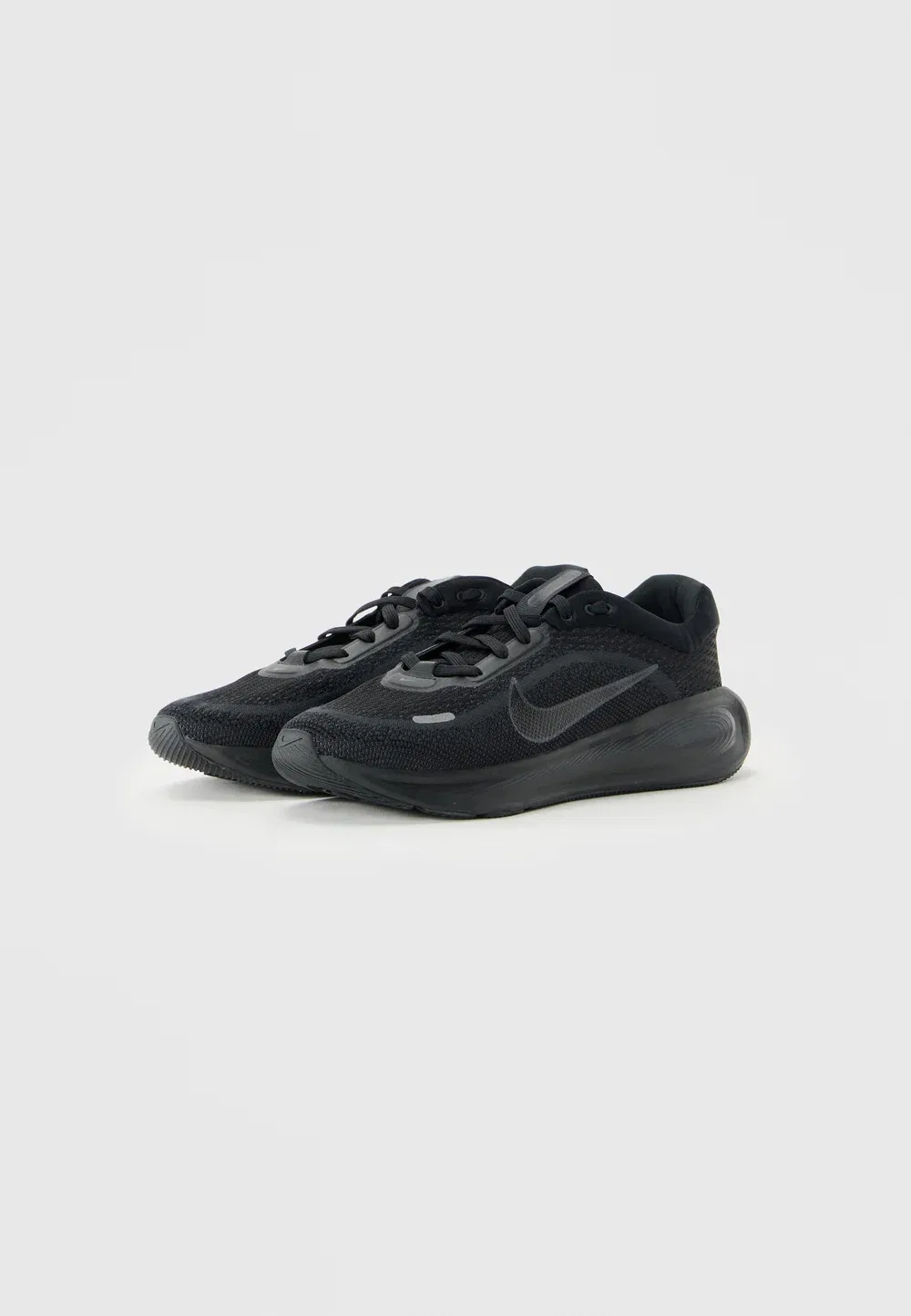 Кроссовки Stellar Ride унисекс для бега по улицам Nike Performance, Black/Black Anthracite — фото 2