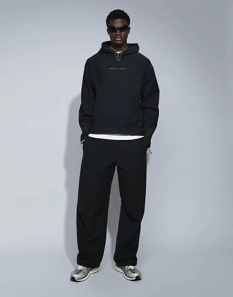 Худи Nike Tech Shori с перфорацией, свободного кроя, черный — фото 2