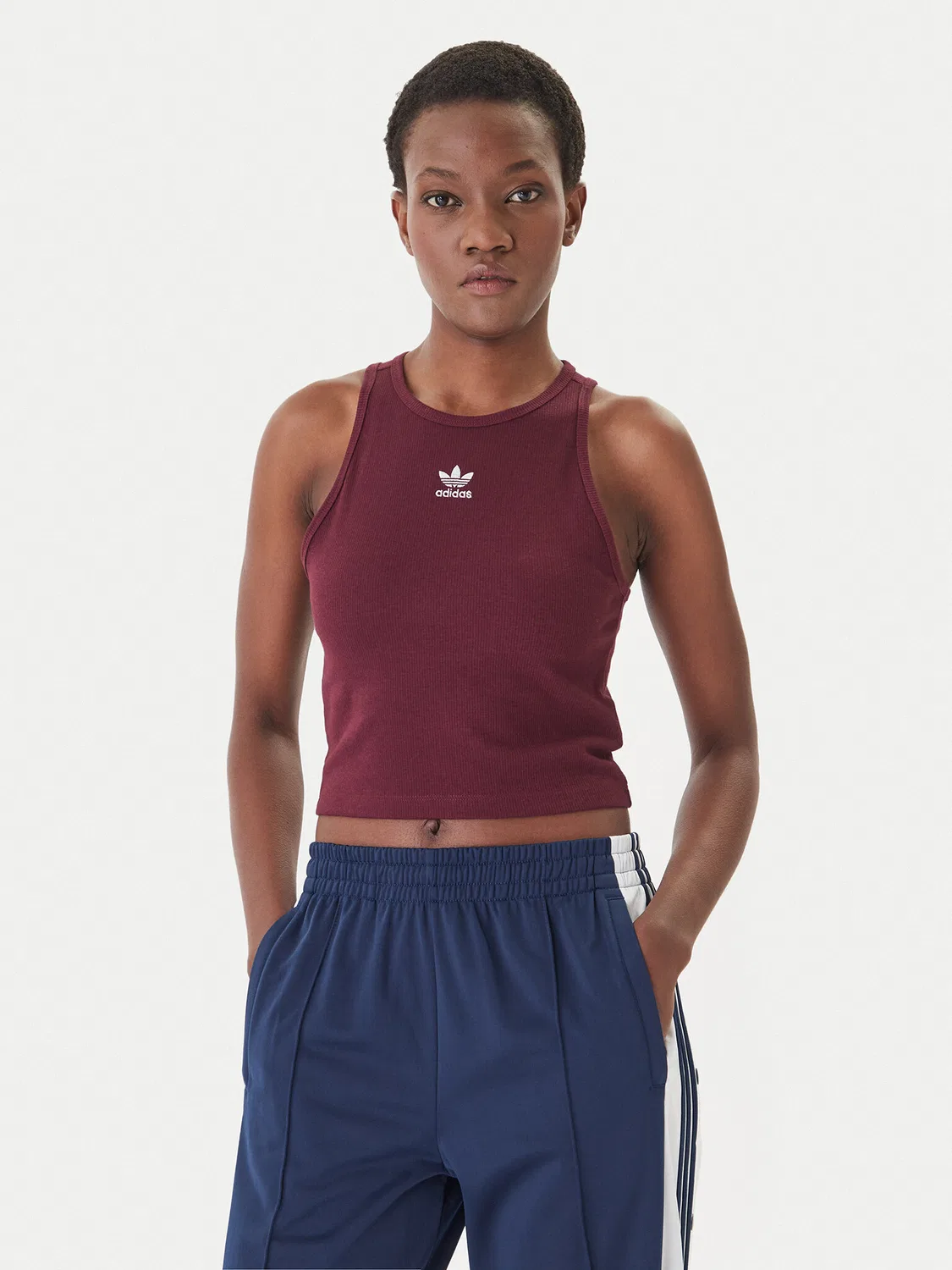 Женский топ облегающего кроя Essentials Adidas, темно-красный