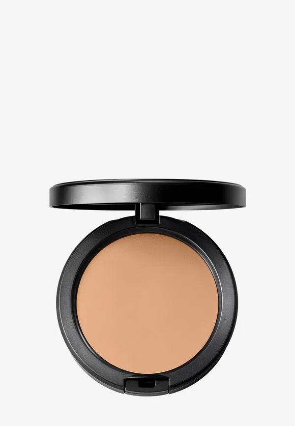 Пудра компактная матирующая Studio Fix Powder Plus Foundation Mac nc18 12 г, цвет nc18