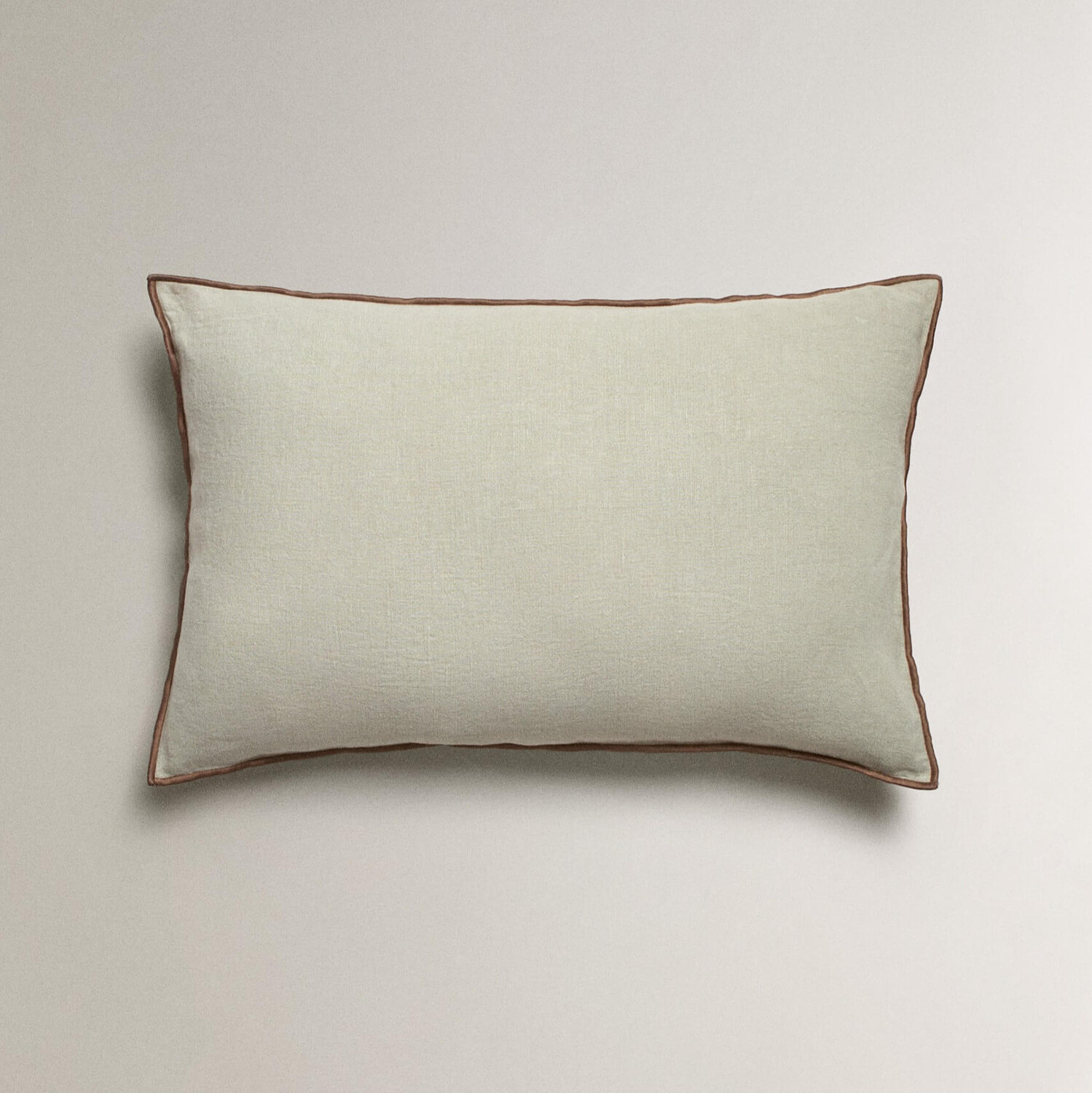 

Чехол для подушки Zara Home Overlock, 40х60 см, серо-голубой