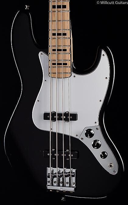 

Бас-гитара Fender Geddy Lee Jazz Bass Black — MX22048731-9.39 lbs