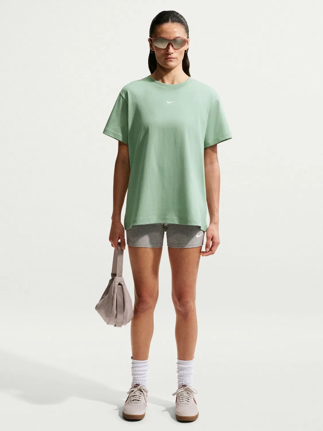 Футболка оверсайз Nike Sportswear Essential, Steam Green — фото 3