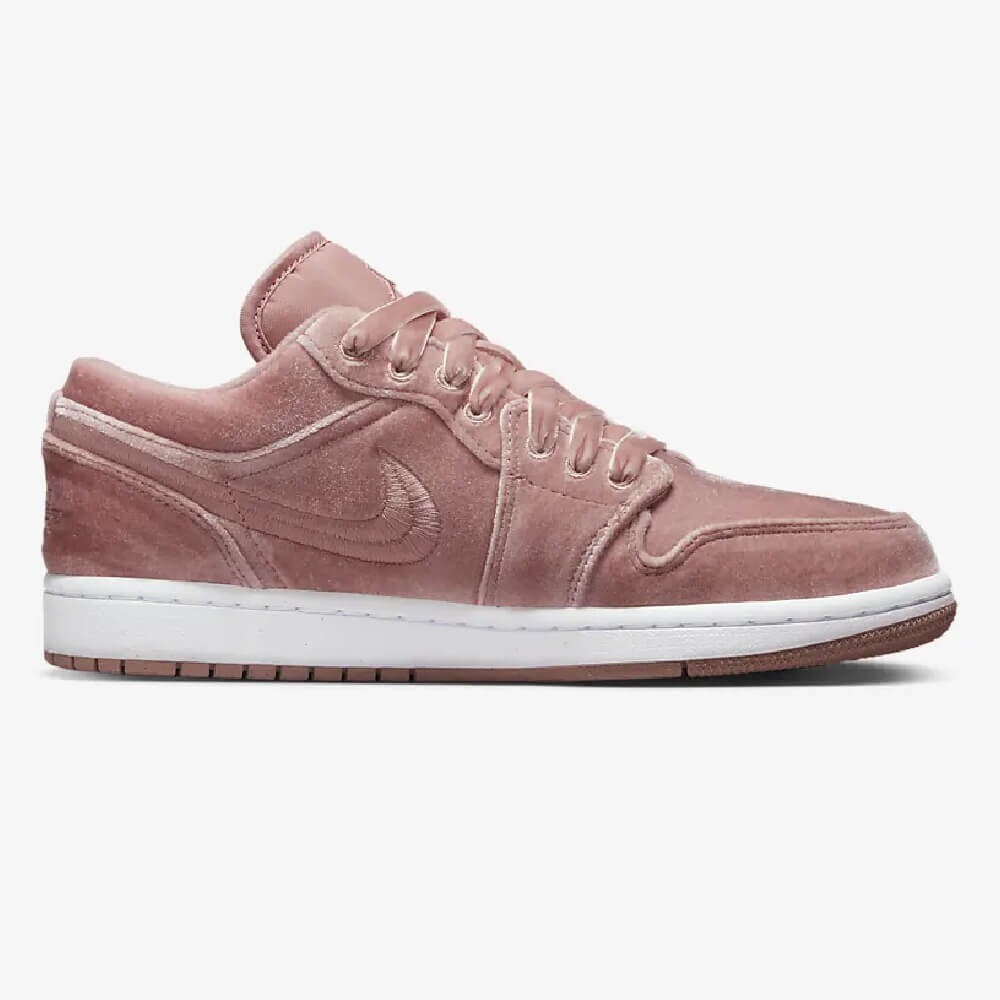 Кроссовки Nike Air Jordan 1 Low SE, розовый/белый (Размер 37 RU) — фото 2