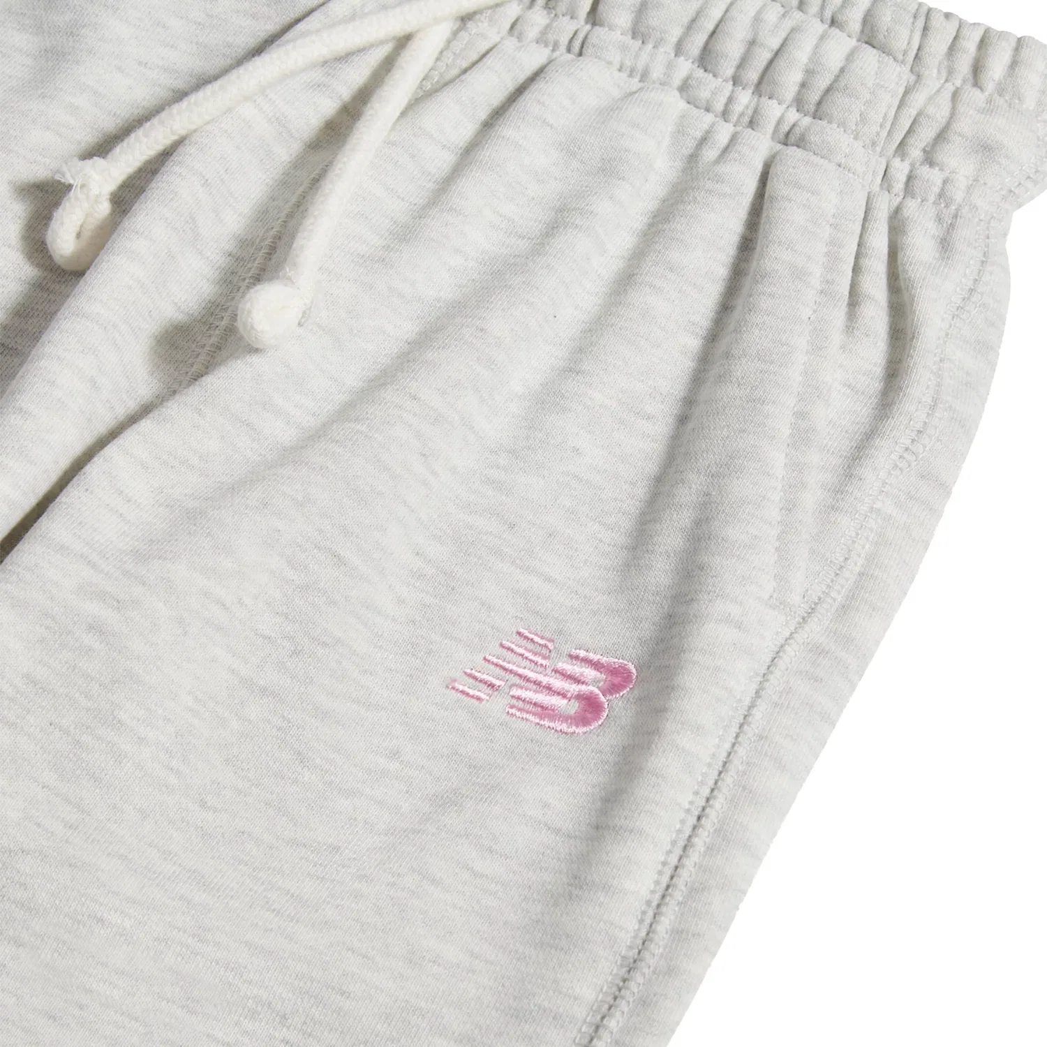 Детские спортивные штаны на шнурке из футера FT Small Logo New Balance, Ash Heather With Grey — фото 2
