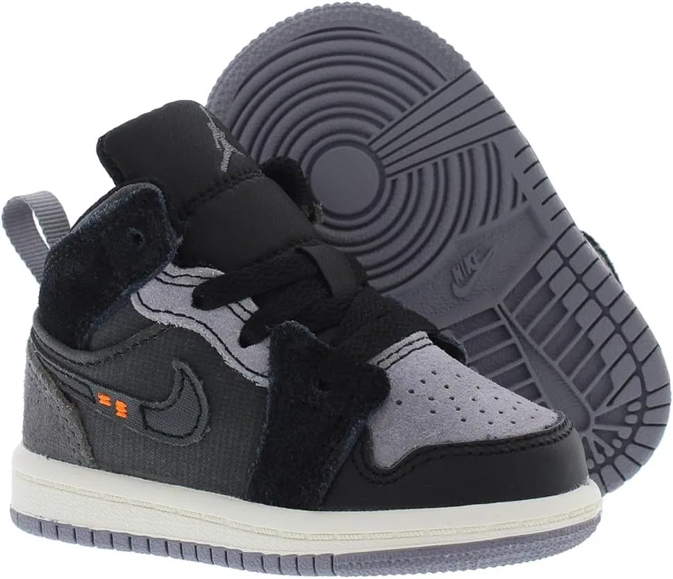 Детские кроссовки для мальчиков Jordan 1 Mid SE Nike, Black/Cement Grey/Light Graphite — фото 4