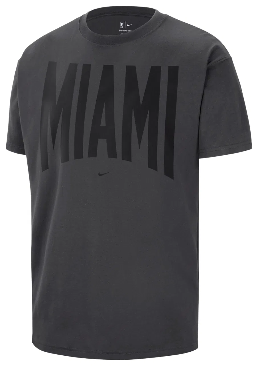 Мужская футболка из хлопка средней плотности с графикой NBA Heat Travel Nike, серый